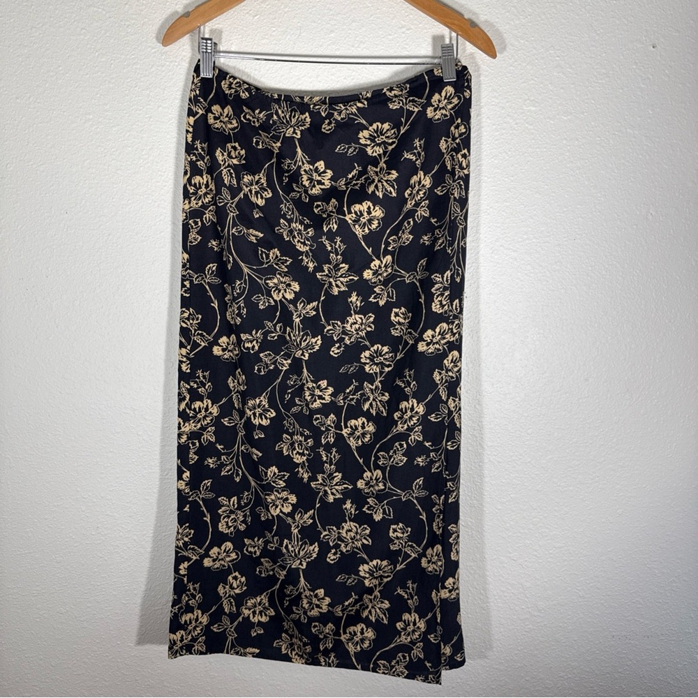 Ralph Lauren Black Maxi Skirt with Cream Floral Print silk linen blend size 10 p
